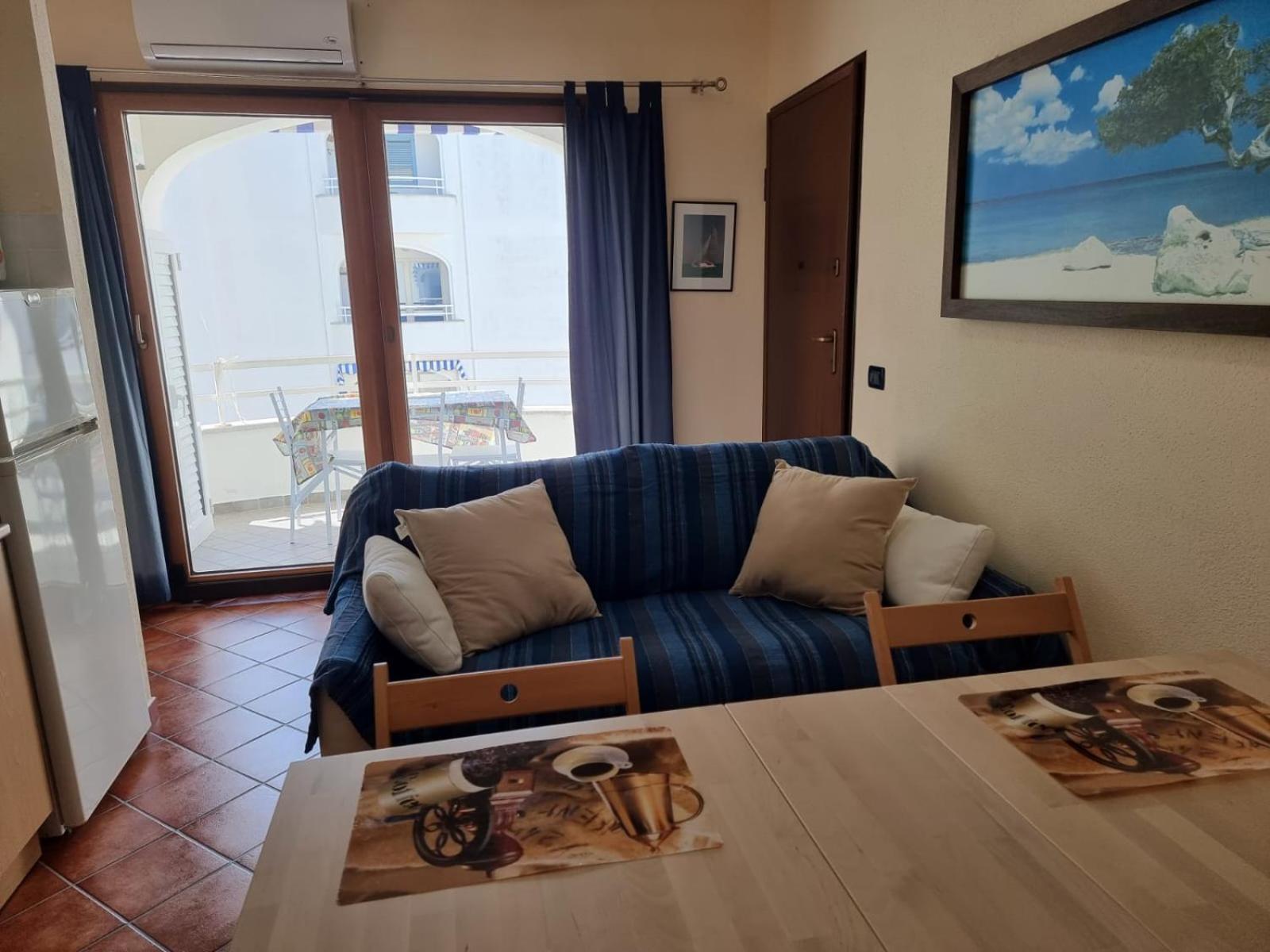 Le Residenze Blu Sardinia Aparthotel La Caletta Exteriör bild